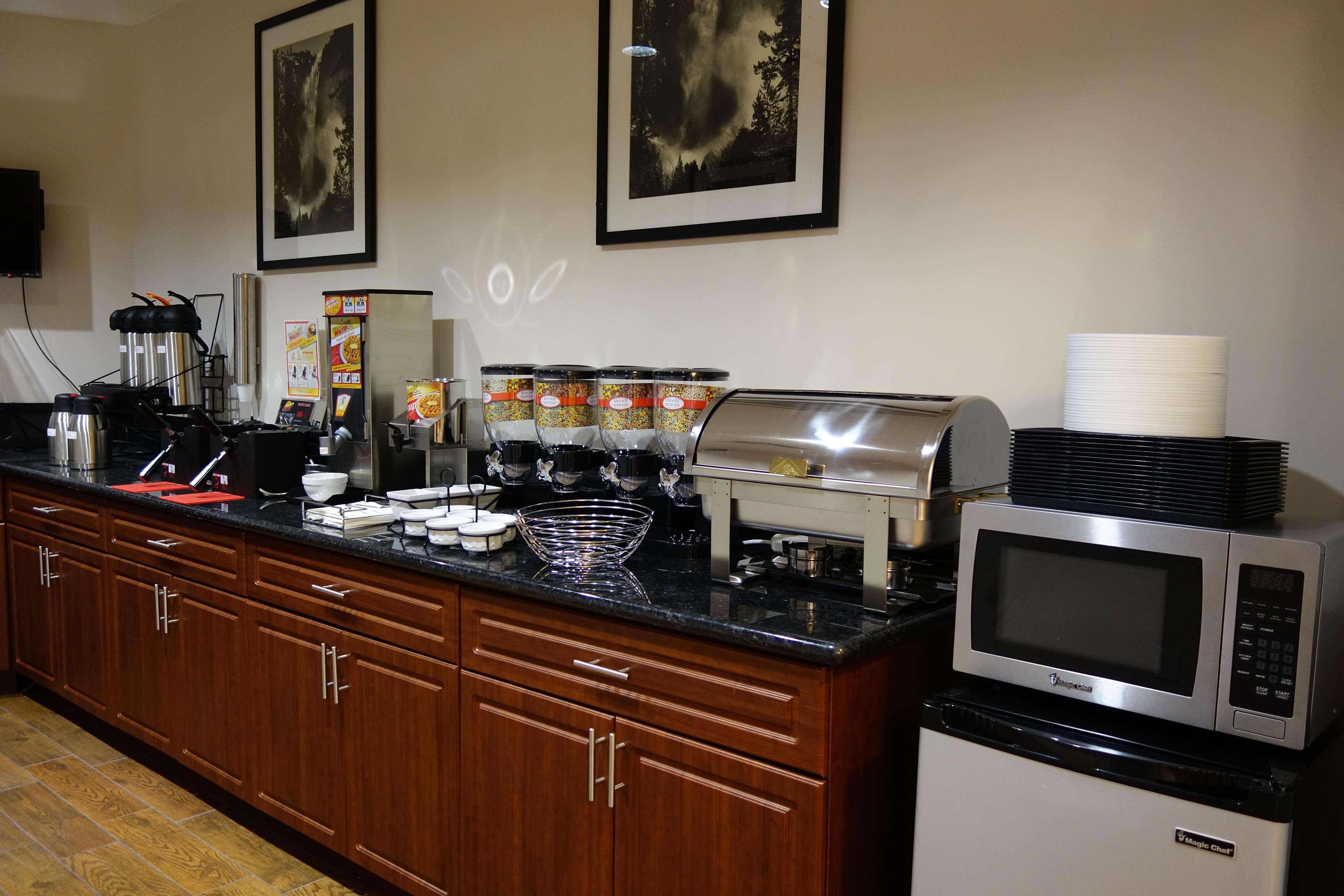 Hotel Ramada By Wyndham Sacramento North Highlands Esterno foto
