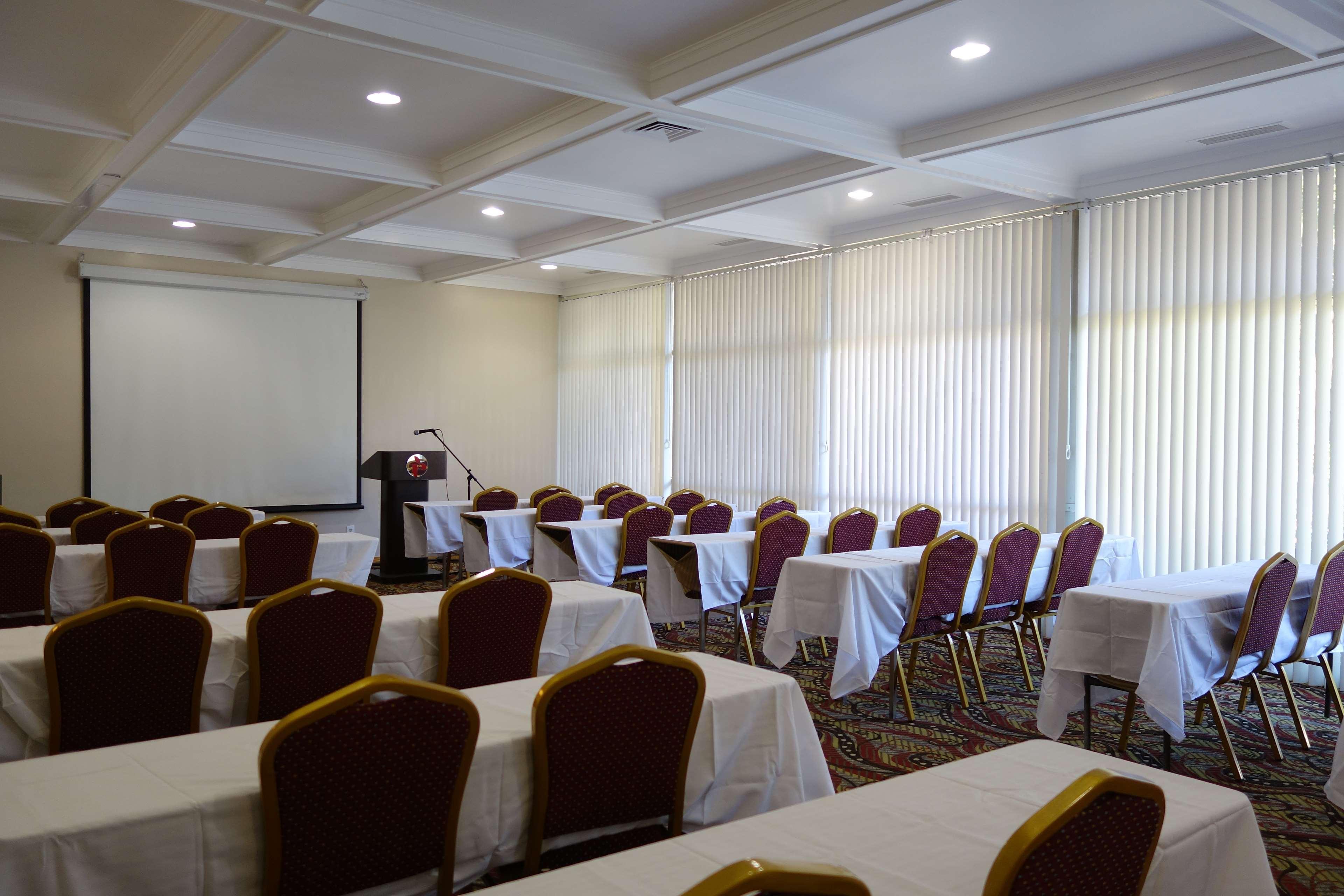 Hotel Ramada By Wyndham Sacramento North Highlands Esterno foto
