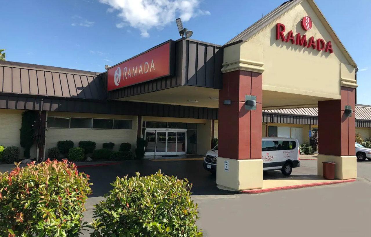 Hotel Ramada By Wyndham Sacramento North Highlands Esterno foto